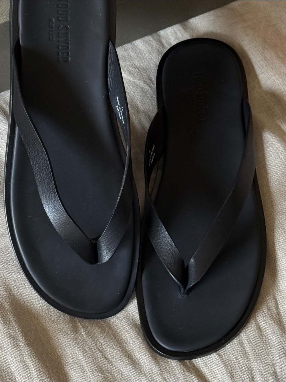 Todd Snyder Black Leather Thong Sandals NEW - Picture 4 of 5